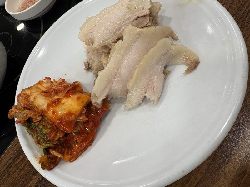 서울 고속터미널 놀부보쌈족발 혼밥하기 좋은 곳 솔직 방문기